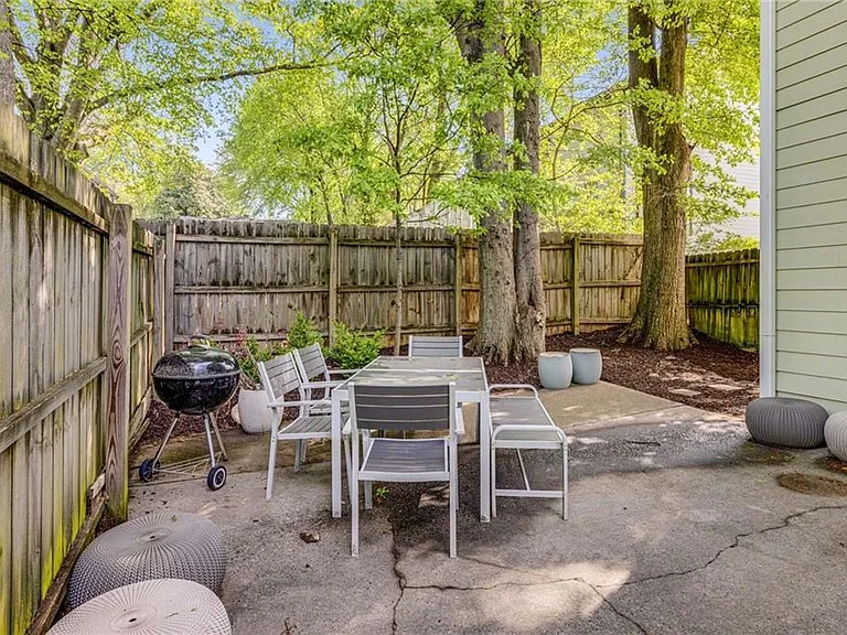1738 Taylor St NW #A2 — Photo 15
