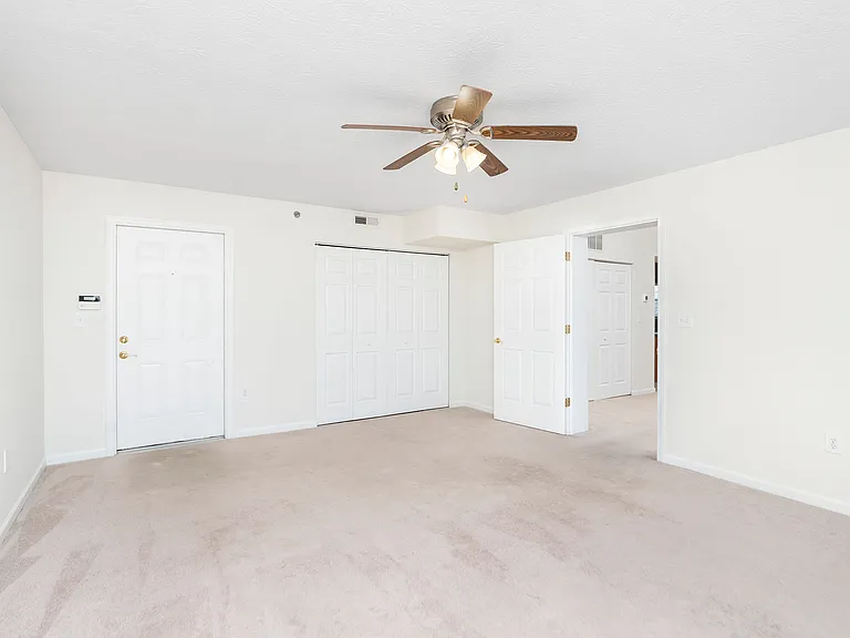 8 Rosette Ln #202 — Photo 8