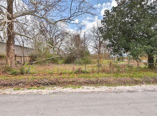 202 Burbank St, Houston, TX 77076