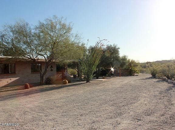 3rd image of 3234 N Avenida De La Colina