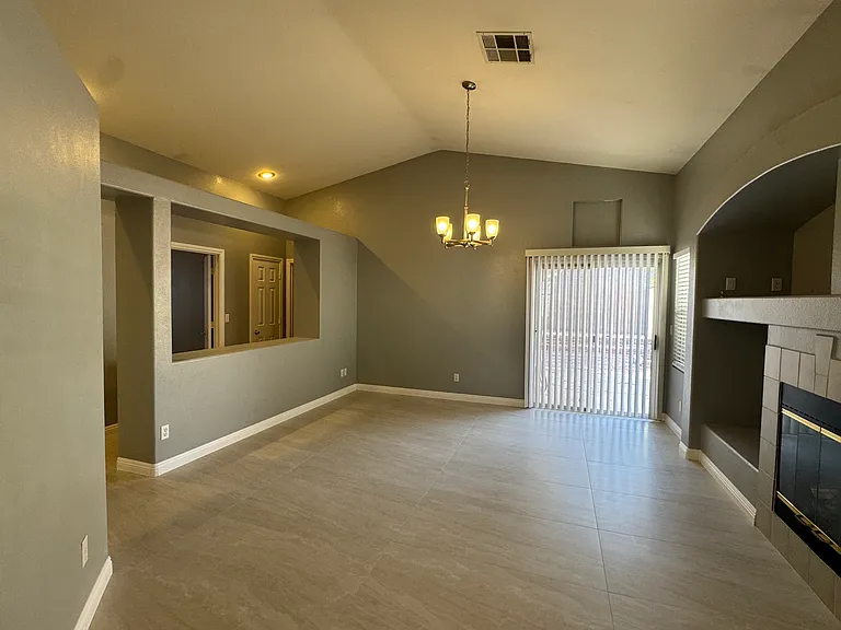 10026 Yellow Canary Ave — Photo 7