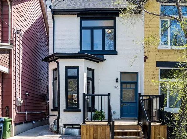 369 Pacific Ave, Toronto, ON M6P 2R2
