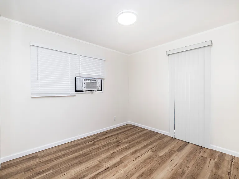 Noelani St — Photo 17