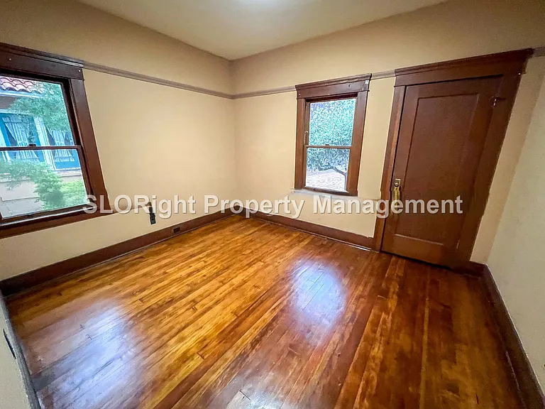 663 Islay St — Photo 5