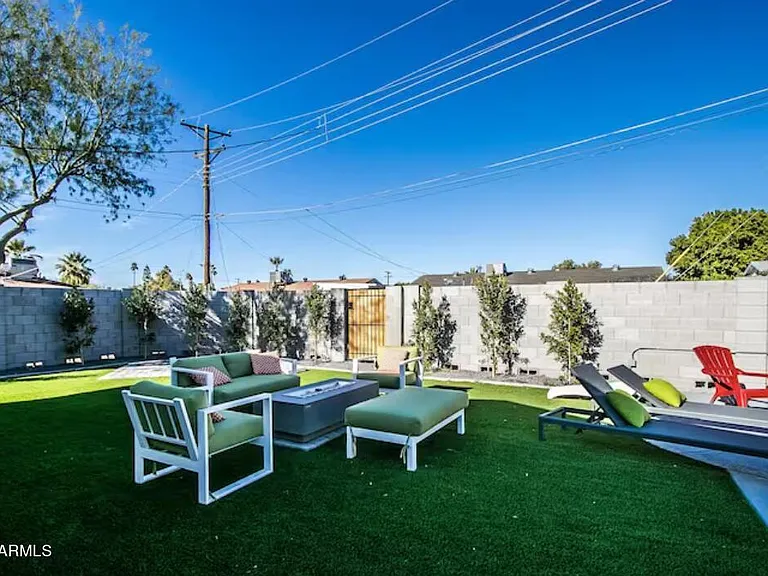 7810 E Willetta St — Photo 22