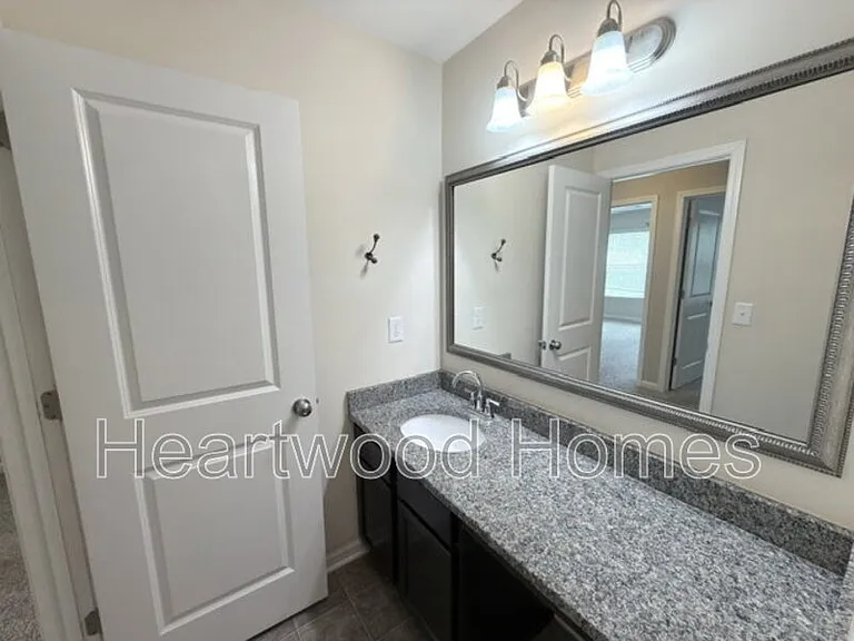 205 Canal Place Dr — Photo 28