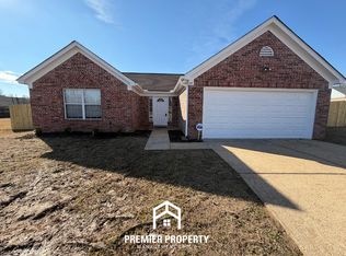 45 Pine Ridge Cv, Oakland, TN 38060