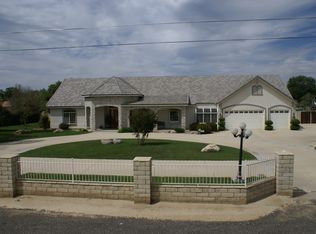 16570 Barton Ln, Bakersfield, CA 93314