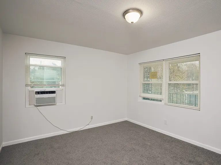 1171 Woodland Avenue Northeastunit #4 — Photo 2