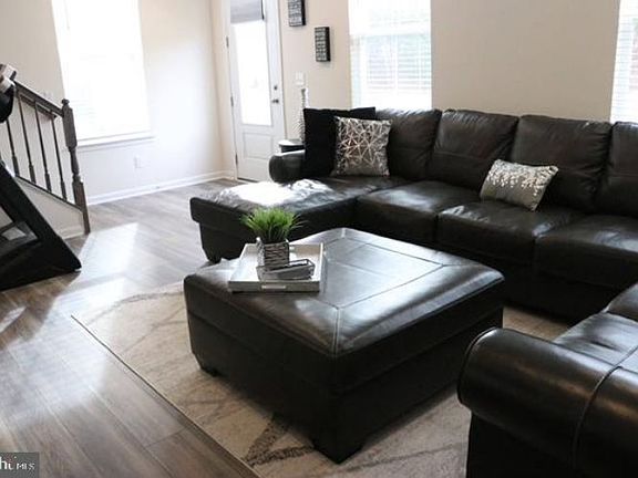 5th image of 13010 Jessica Grove Pl