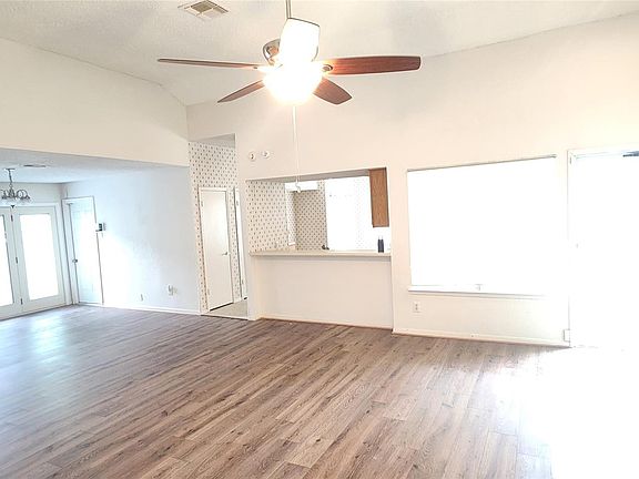 3rd image of 12838 Ashford Knoll Dr