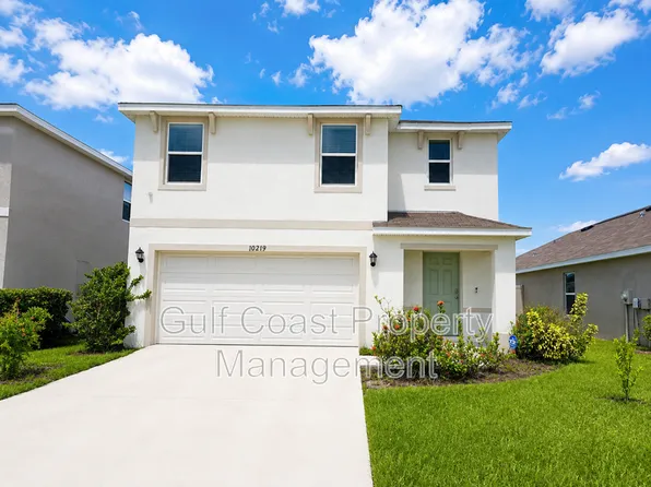 10219 Charlotte Dr, Parrish, FL 34219