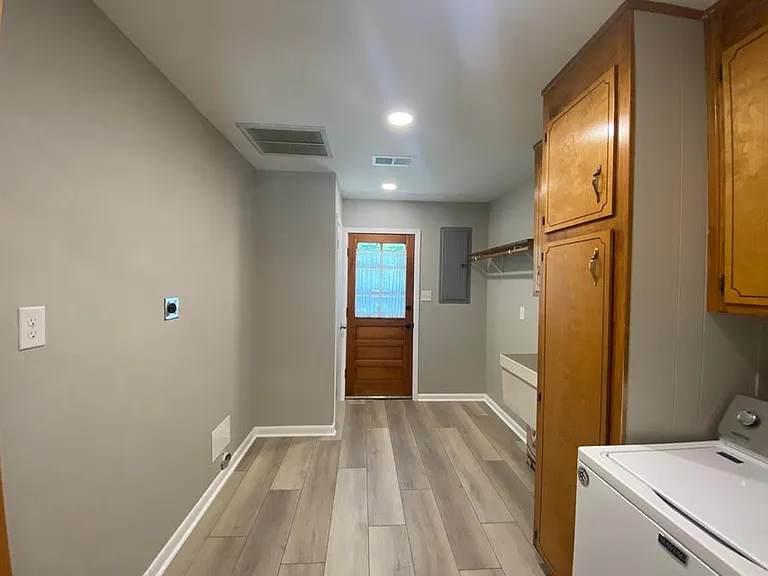 400 Argyle Ct — Photo 22