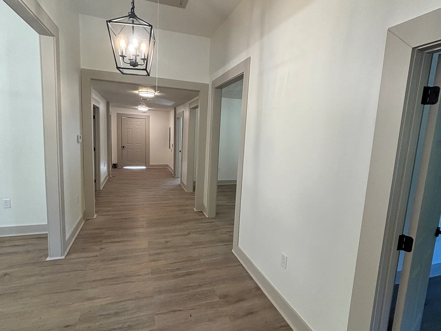 3 bed, 1493 sqft, $1,600 — Photo 4