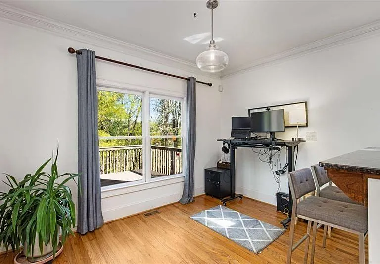 1390 Marion Walk SE — Photo 19