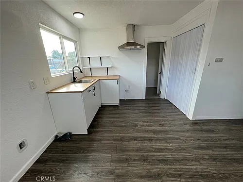1906 Mentone Blvd #A Photo 1 1906 Mentone Blvd #A Photo 1