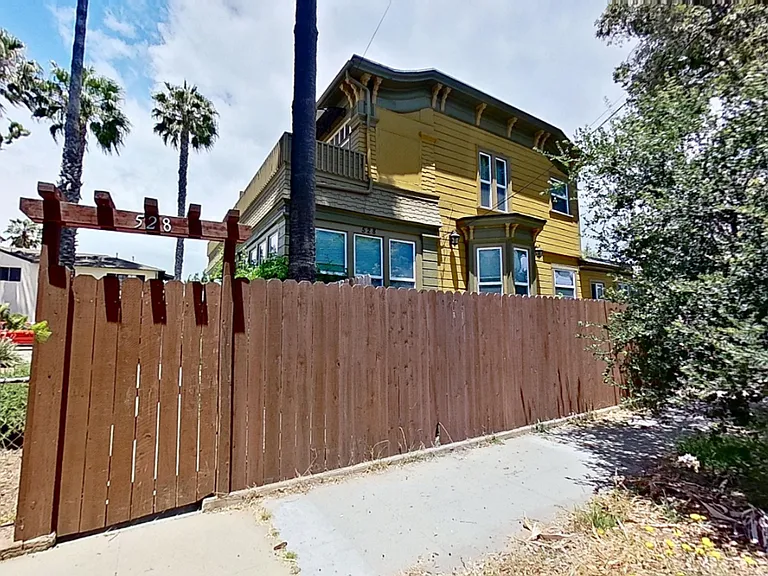 Pedregosa St. - 528 W. — Photo 3