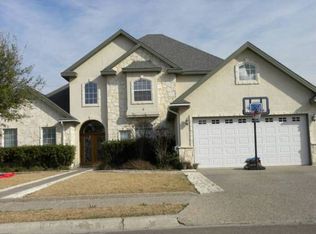 683 Rio Dr, Eagle Pass, TX 78852