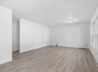 1917 Greentree Rd, Springfield, IL 62703