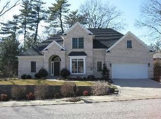 1121 Parke Ridge Ct, Evansville, IN 47715