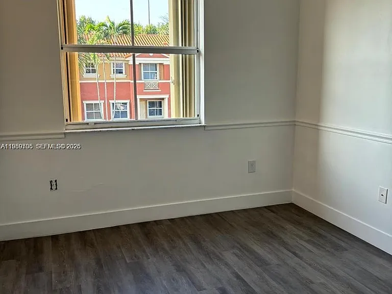 11479 NW 60th Ter #373 — Photo 32
