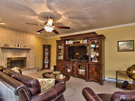 3rd image of 114 Whitetail Dr