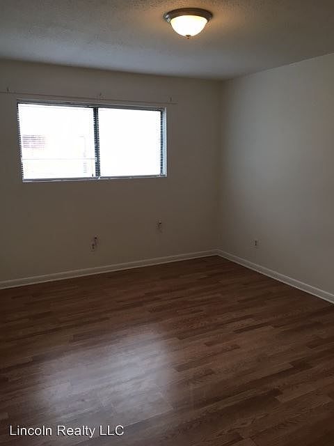 2nd image of 1198 Jo Ree St APT B2