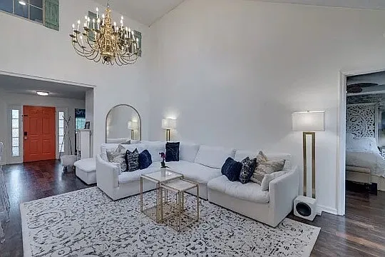 904 Fallview Trl — Photo 4