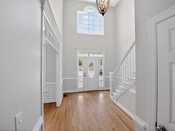 4th image of 8725 Oregon Inlet Ct