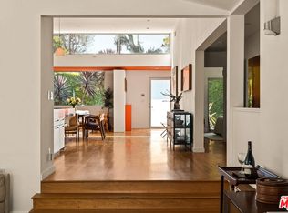 1076 Palms Blvd, Venice, CA 90291