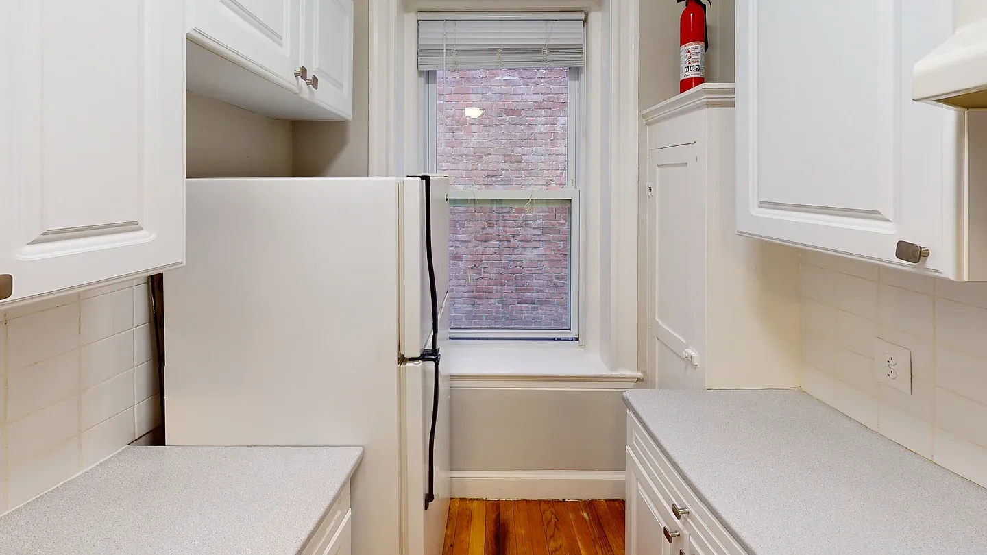 11 Gray St - 3 — Photo 3
