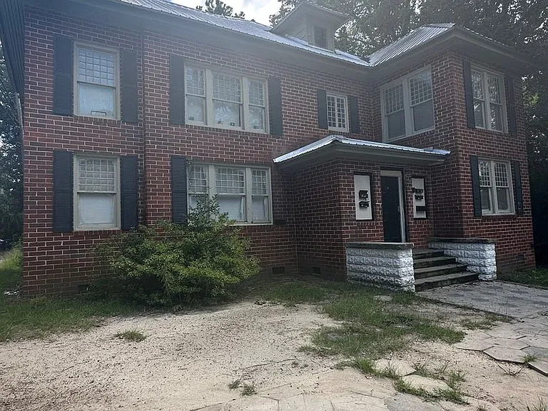 216 W Magnolia St — Photo 13
