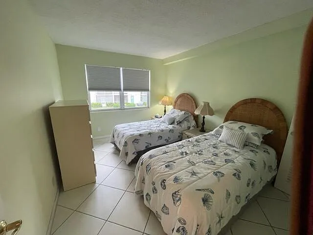 350 Horizons E #206 — Photo 18