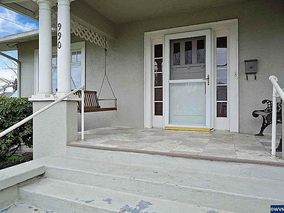 3rd image of 990 Highland Ave NE