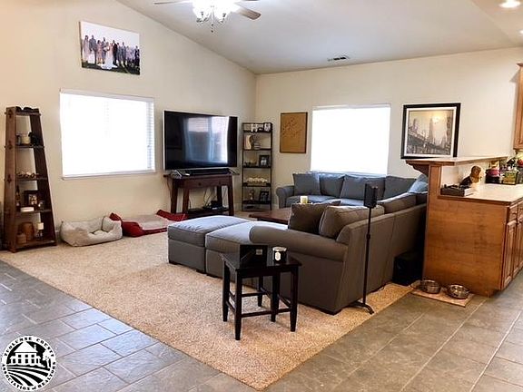 5th image of 17047 Upper Starr King Dr