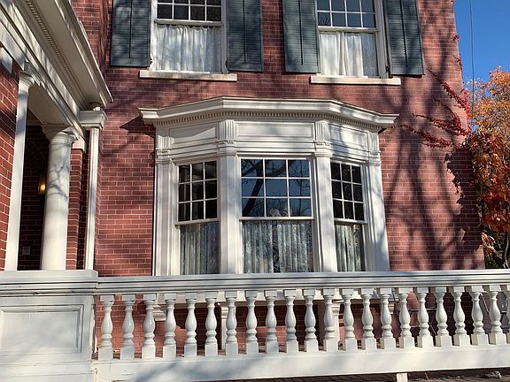3rd image of 1229 E South Temple St