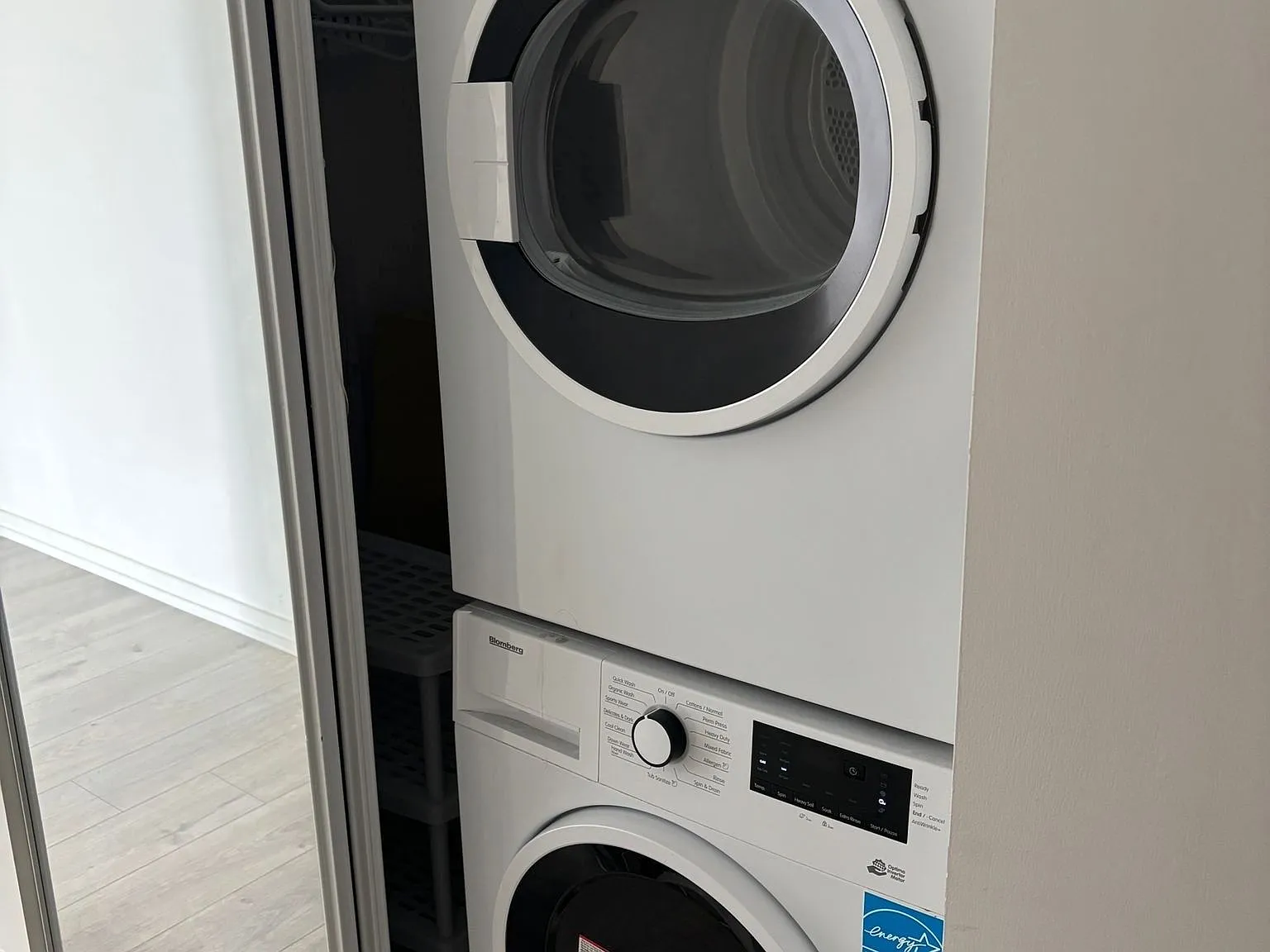 1 bed, $2,100 — Photo 3