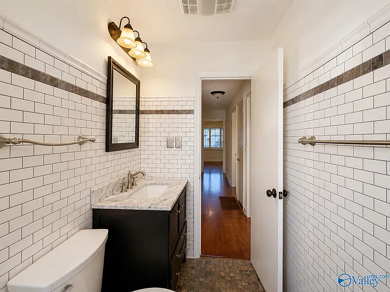 515 Warner St NW — Photo 19