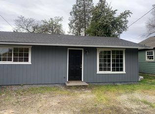 1040 W 11th St, Medford, OR