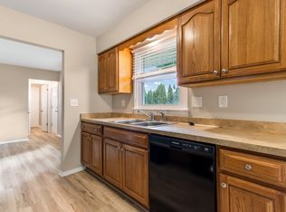 4375 N 143rd St, Brookfield, WI 53005