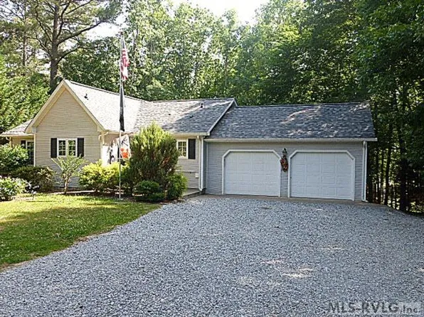 124 Windy Pointe Cir, Henrico, NC 27842