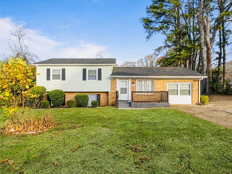 2210 Wharton Rd NW — Photo 1