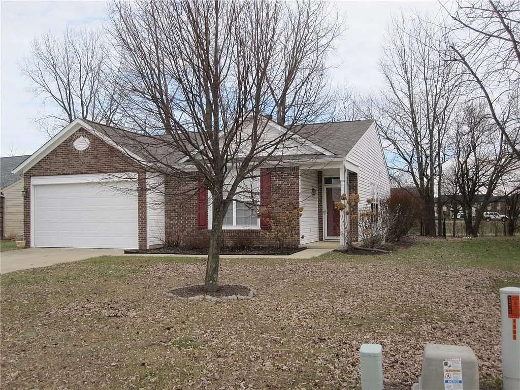 1615 Copeland Farms Dr photo 1
