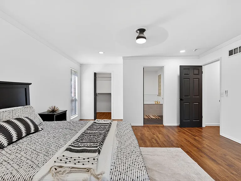 6450 Hadden Bay Dr — Photo 25
