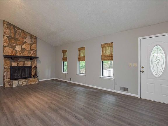 5th image of 6808 Knollwood Dr