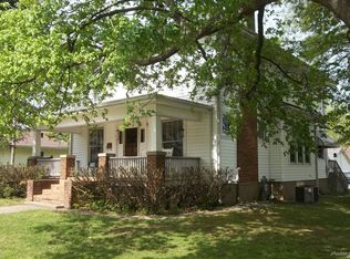 206 E High St, Anna, IL 62906