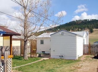 2121 Baldwin St, Sturgis, SD 57785