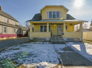 411 French St, Peshtigo, WI 54157