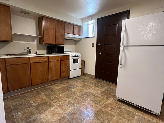 2nd image of 5035 11th Ave NE APT A