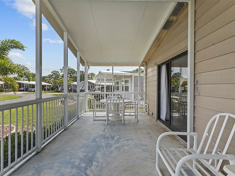 611 La Jolla Cir — Photo 20